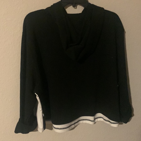 Puma hoodie, Womens size 1x, NWT, Black and white - Picture 3 of 3